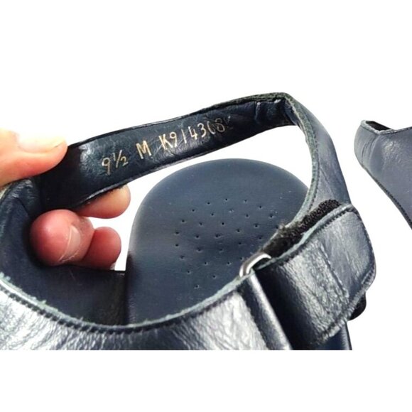 SAS Suntimer Women's Size 9.5M Navy Block Heel Sandals W/ Adjustable Strap - Picture 8 of 8